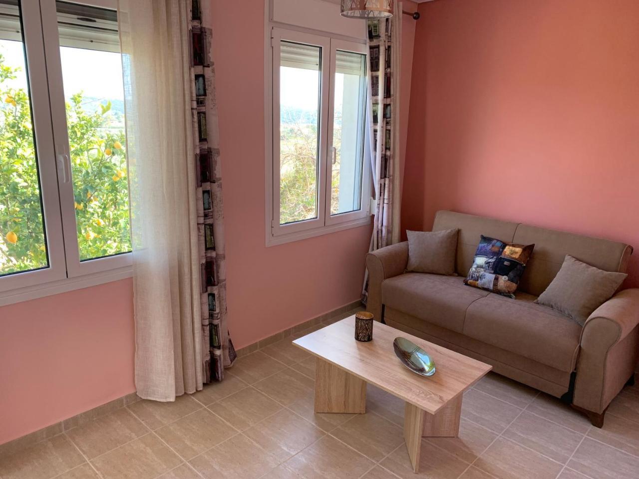 Peaceful House Near Airport Villa Pikermion Bagian luar foto